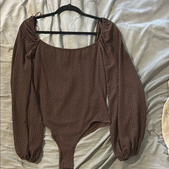 🖤2/$25 Elegant Brown Long Sleeve Women's Top - Picture 2 of 5